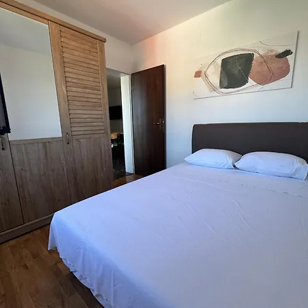 Apartment Bella *